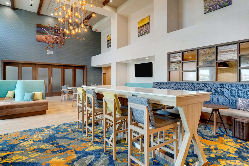 Hampton Inn & Suites Weatherford - photo 5