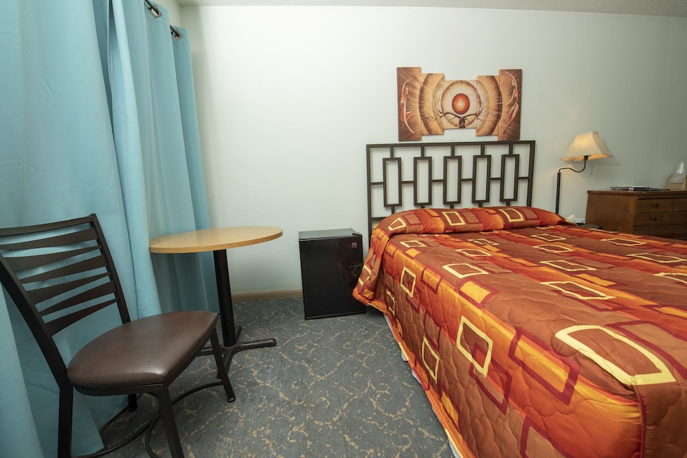 Tower 64 Motel & RV - photo 16