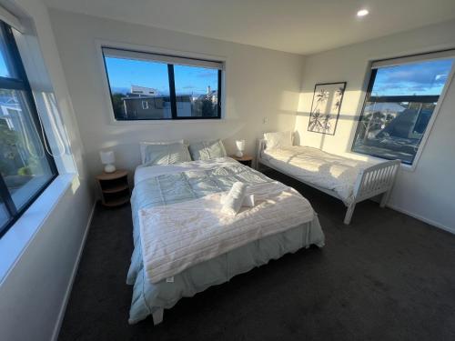 Spacious Inner City Townhouse — 4-Star Luxury Hotel in Christchurch, New Zealand