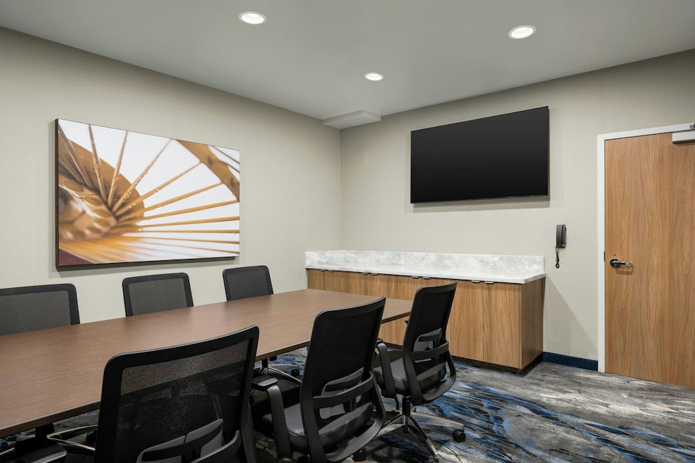 Fairfield by Marriott Inn & Suites Livermore - photo 19