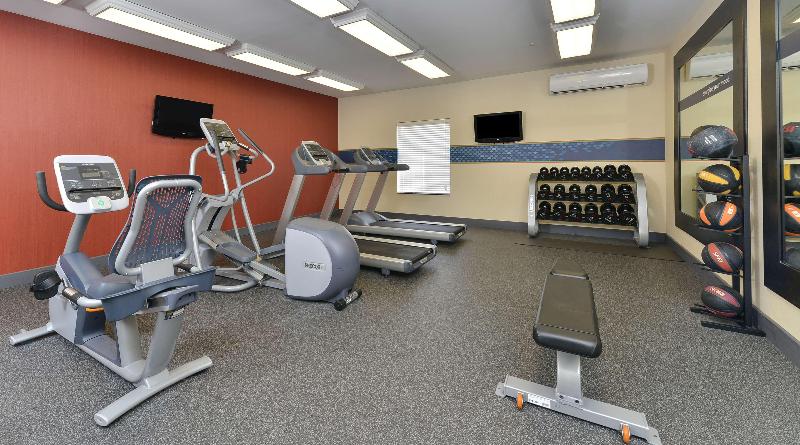 Hampton Inn Ottumwa - photo 7