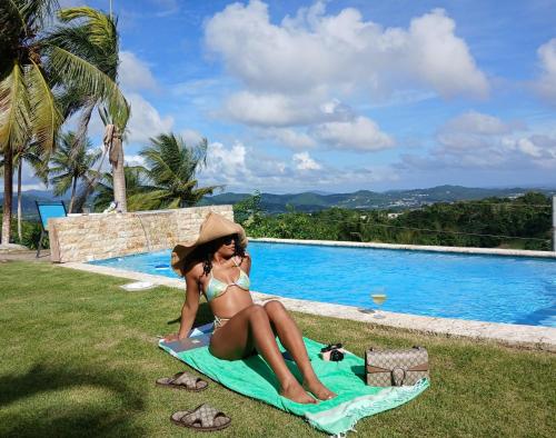 Swim & Paint Art Retreat — 4-Star Luxury Hotel in Las Piedras, Puerto Rico