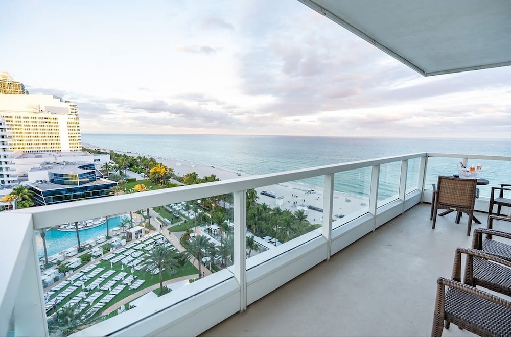 Fontainebleau Miami Beach Private Luxury Suites - photo 516