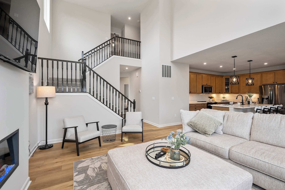 Lunar Haven in Walton, United States