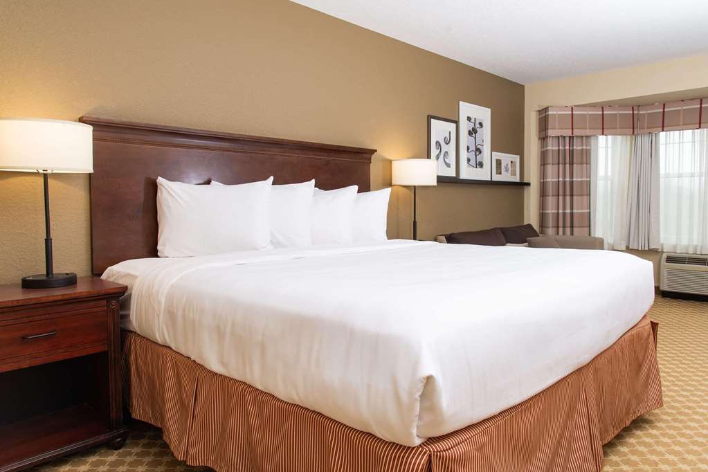Country Inn & Suites by Radisson Milwaukee West WI - photo 4