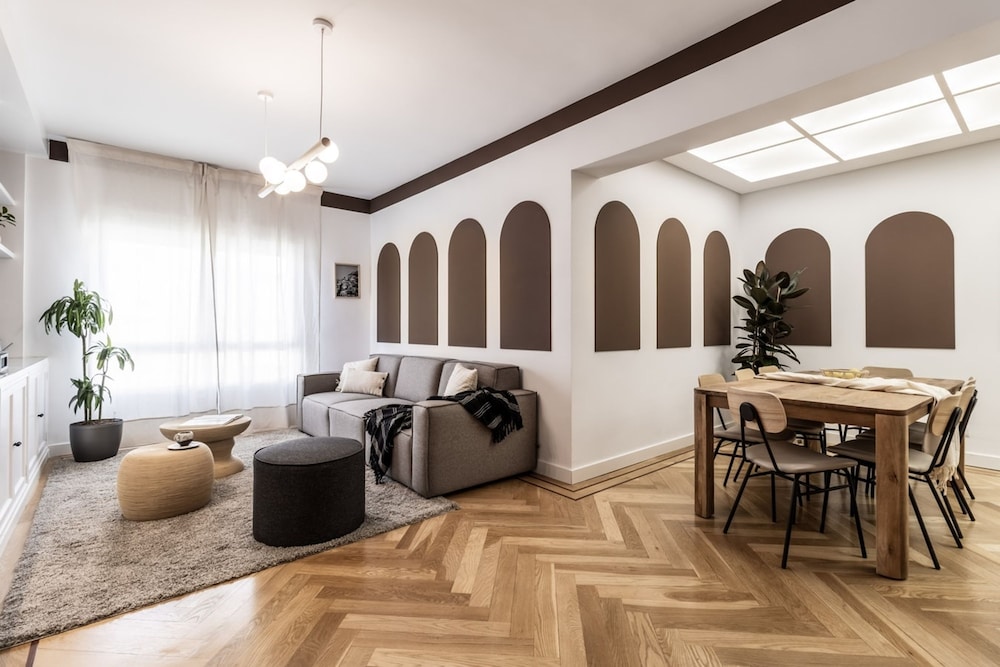 Arzano 4 Bedrooms and Office in Castilla Madrid hotel