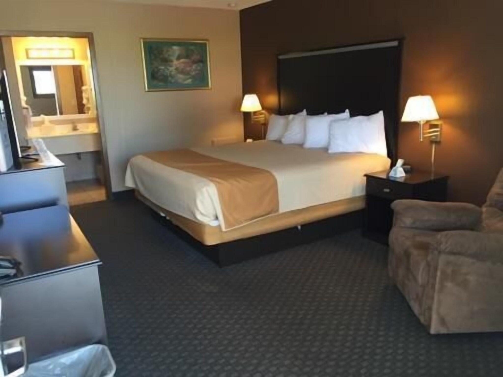 Americas Best Value Inn York - photo 4