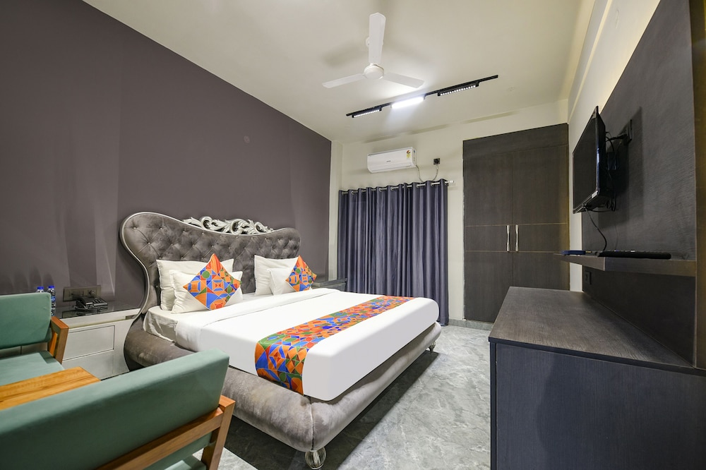 Fabhotel Naina Residency in Rishikesh, India