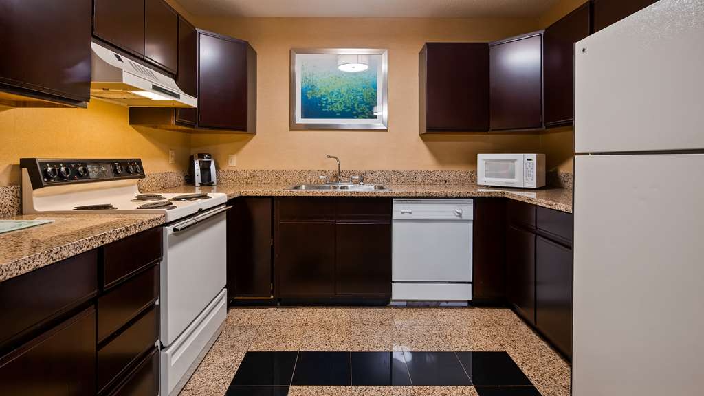 Best Western Gaylord - photo 24