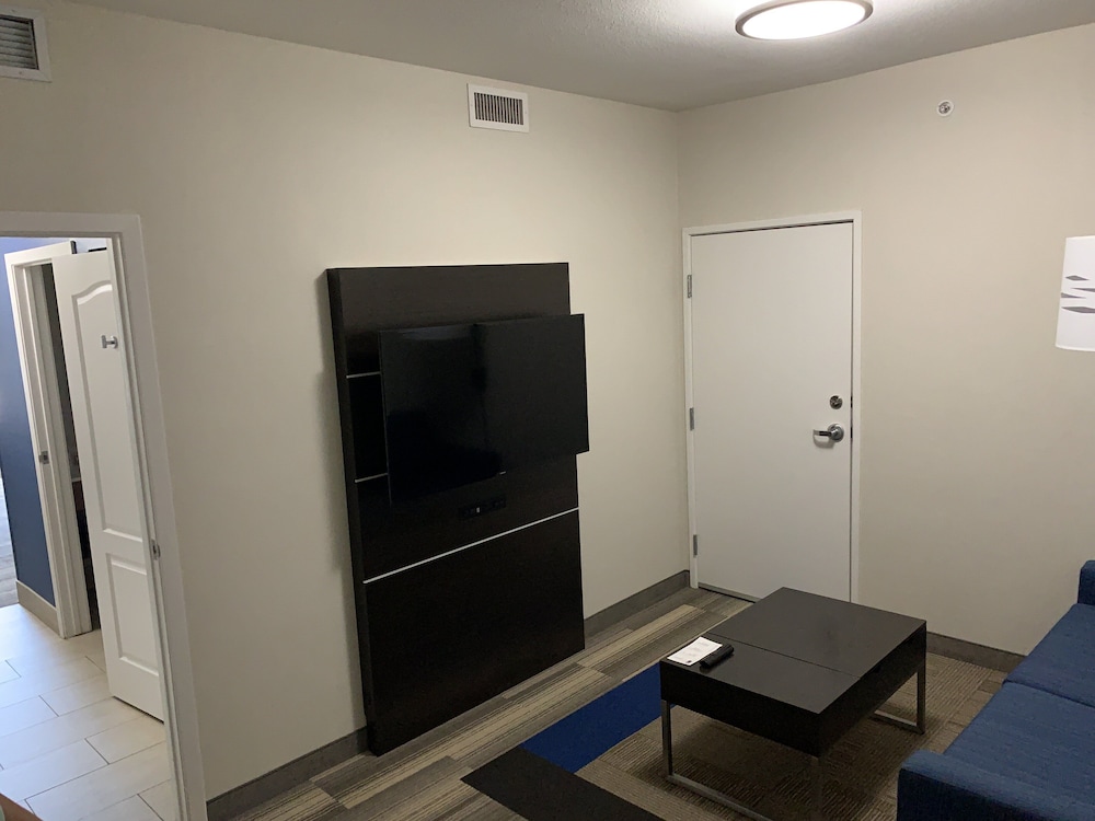 Holiday Inn Express Hotel & Suites El Dorado Hills - photo 18