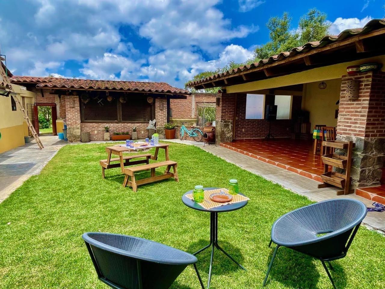 Rustic Luxury Retreat Near Historic Zacatlan in Zacatlan, Mexico