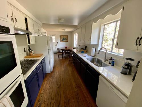 Hollinshead Haven 30 days min — 4-Star Luxury Hotel in Bend, United States