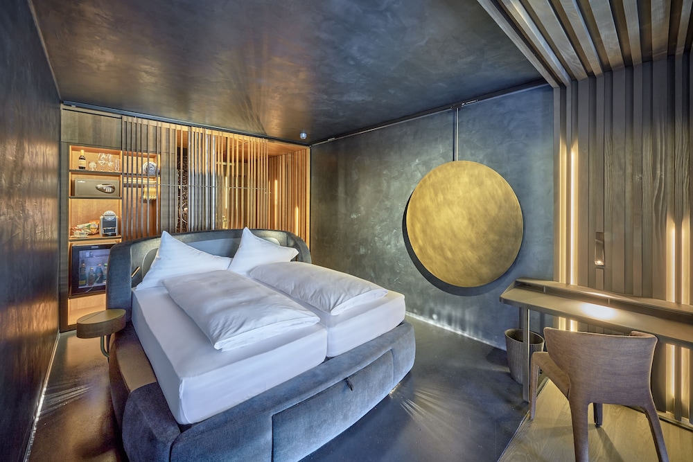 Sonne Seehotel - carbon neutral hotel in Eich