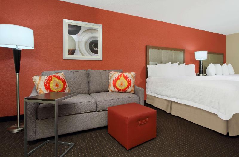 Hampton Inn Columbus Airport - photo 121