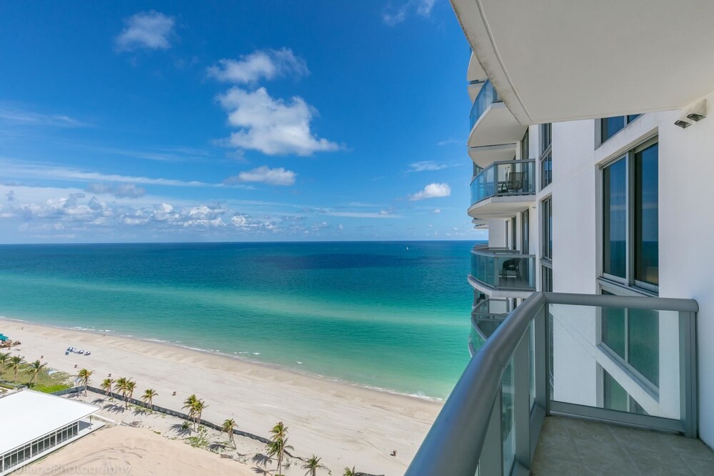 Marenas Resort Condos by Ammos VR - photo 26