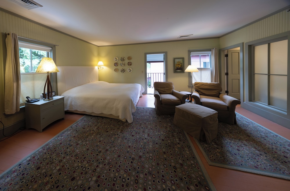 The Porches Inn at Mass MoCA - photo 10