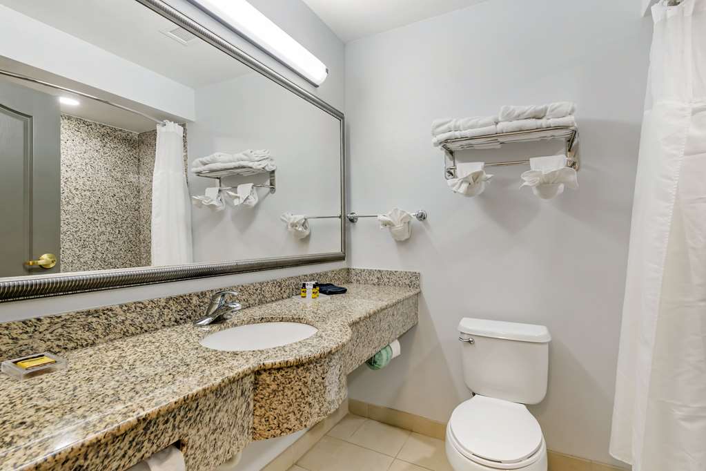Best Western Plus First Coast Inn & Suites - photo 34