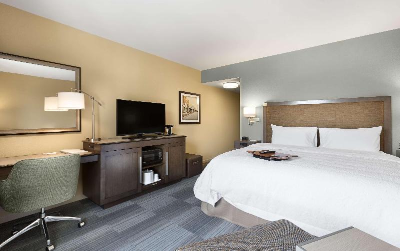 Hampton Inn & Suites Fort Mill - photo 17