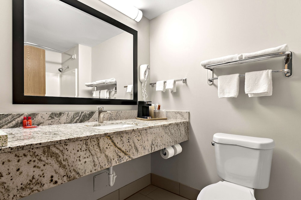 SureStay Plus Hotel by Best Western Tulsa East - photo 20