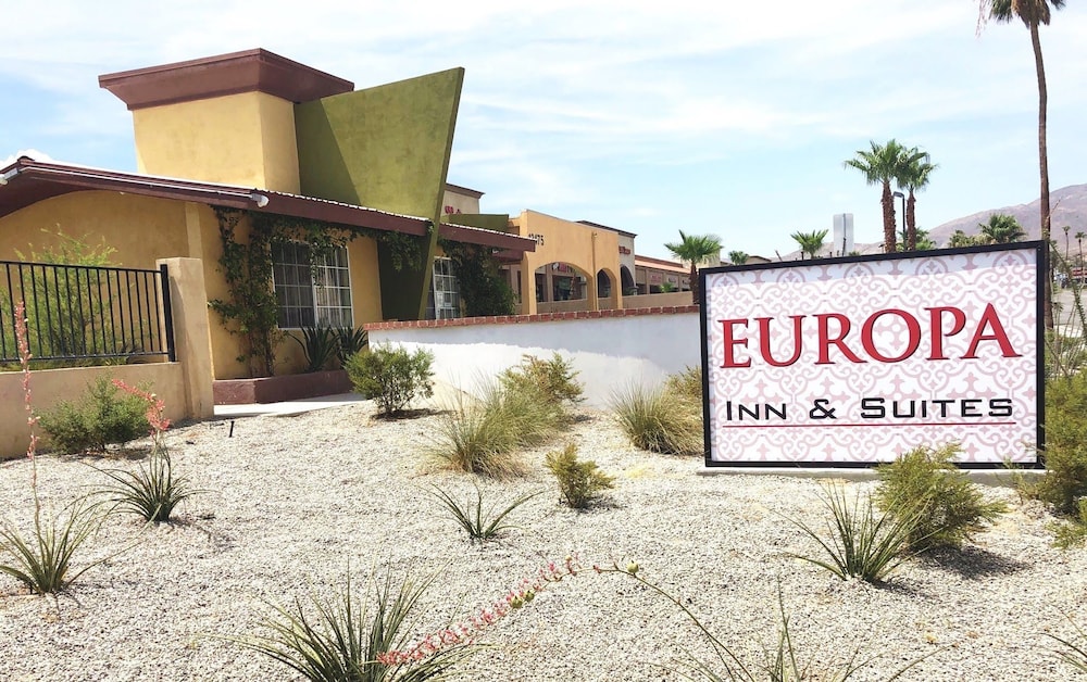 Europa Inn Suites — Desert Hot Springs