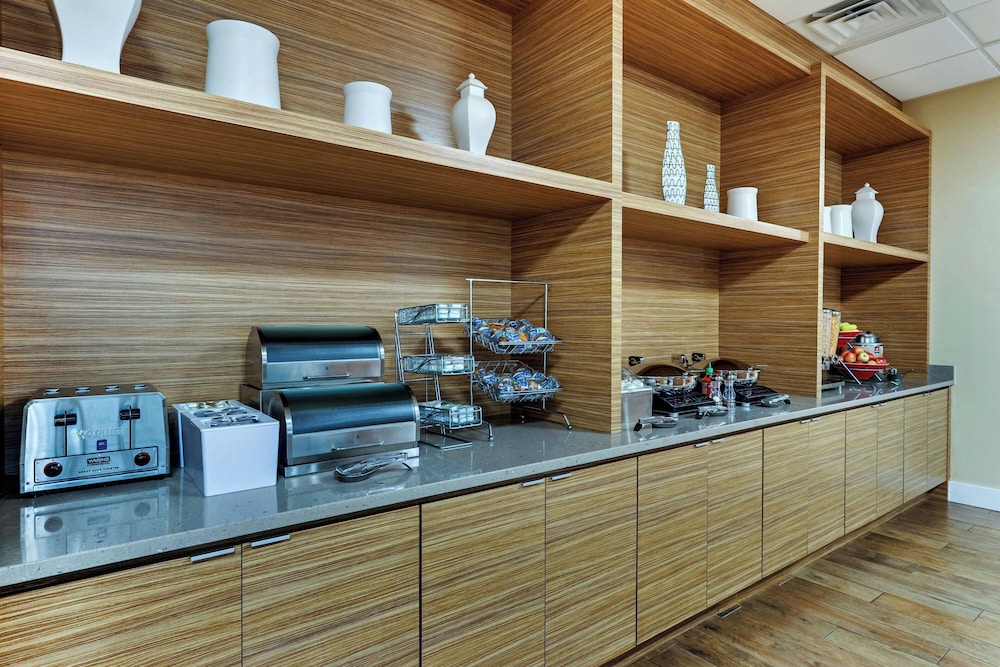 TownePlace Suites by Marriott Houston Northwest Beltway 8 - photo 54