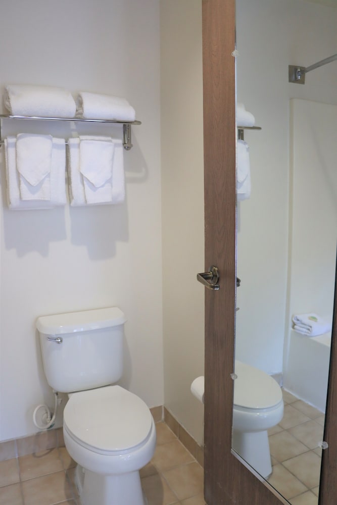 Sagebrush Inn & Suites - photo 73