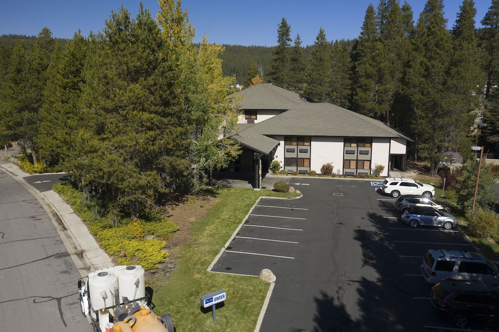 The Inn at Truckee - photo 39