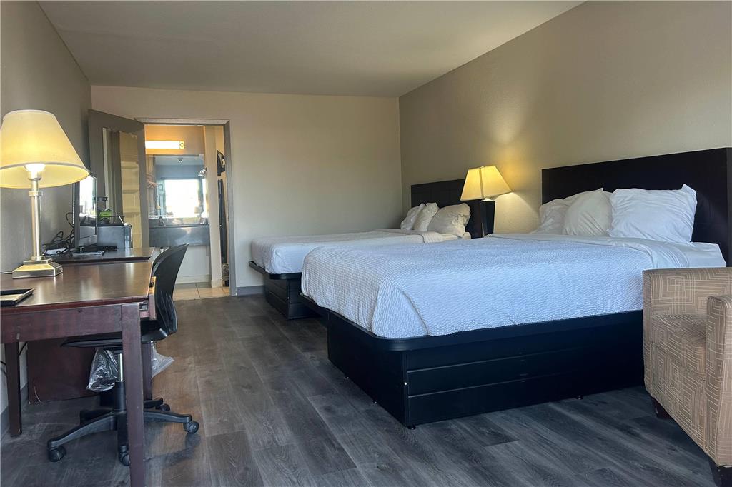 Days Inn by Wyndham Natchitoches - photo 15
