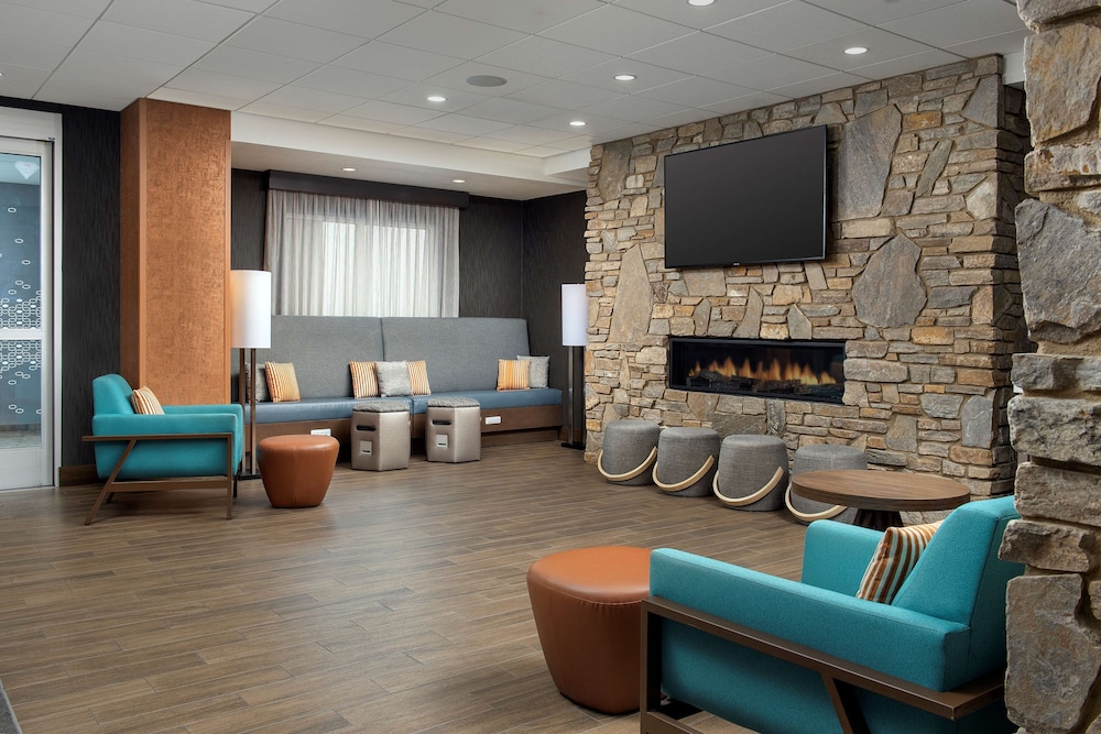 Hampton Inn & Suites Rapid City Rushmore - photo 4