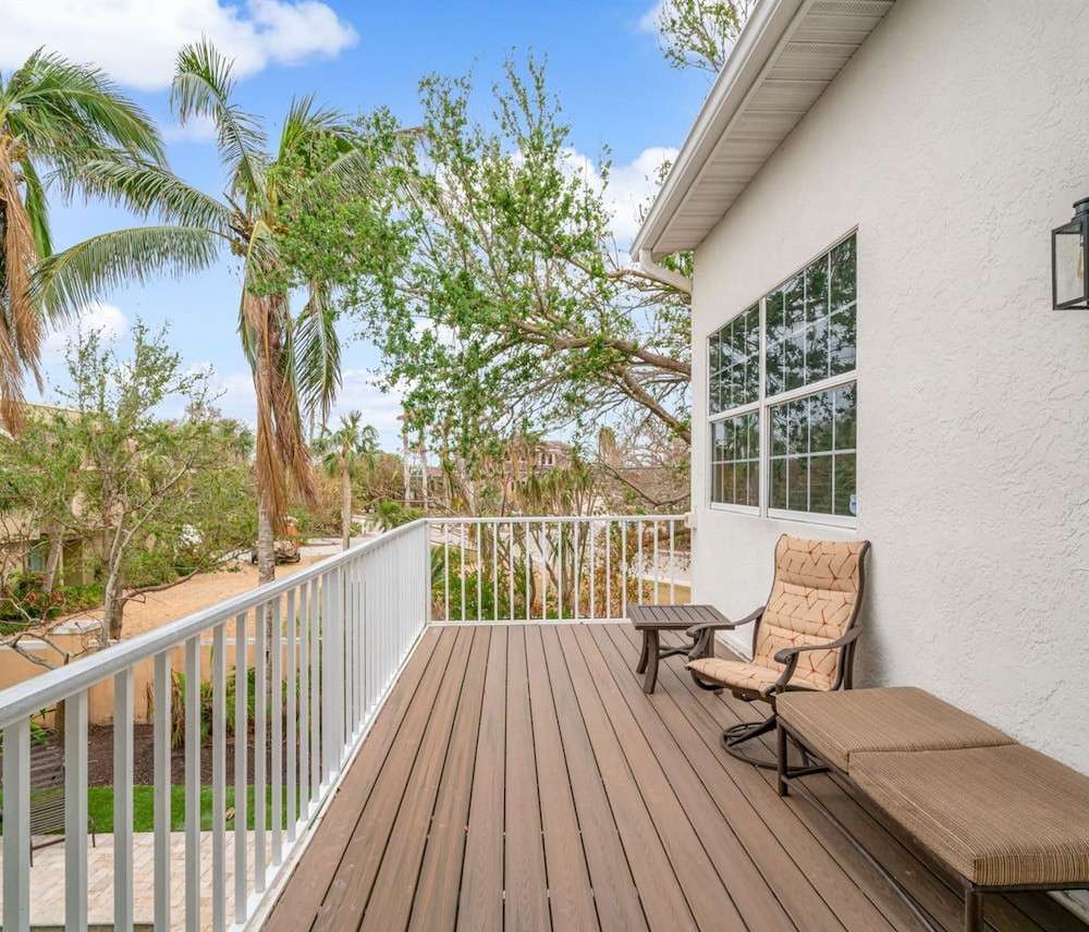Siesta Key Marvel Pool SPA Deeded Beach Access - photo 103