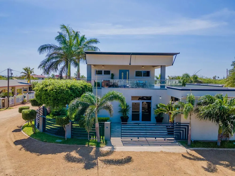 Magical Oasis 6BR w Large Pool Gazebo Views in Noord, Aruba