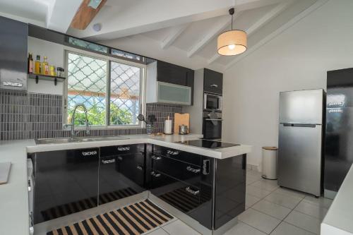 Villa Les Oyats — 4-Star Luxury Hotel in Saint-Francois, Guadeloupe