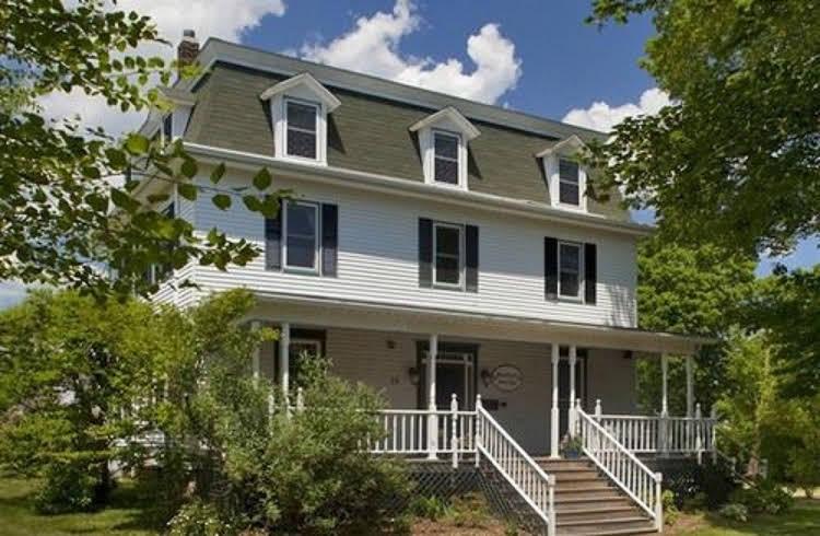 Blueberry Cove Inn - photo 3