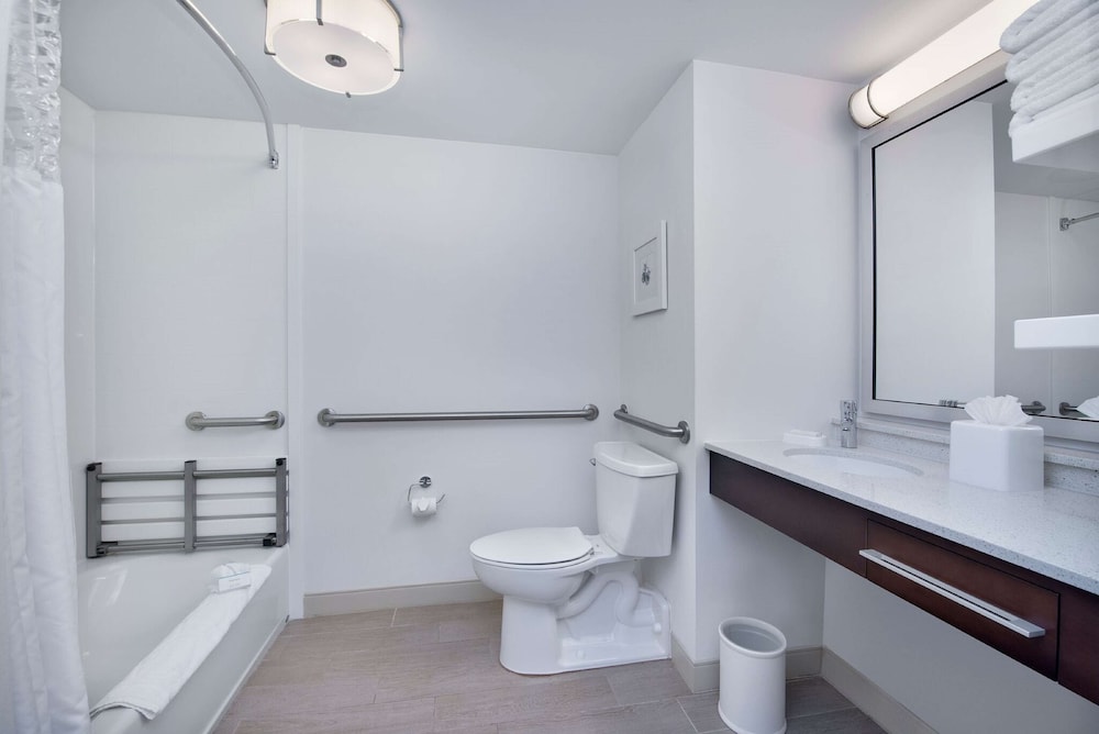 Hampton Inn Naples I 75 - photo 14