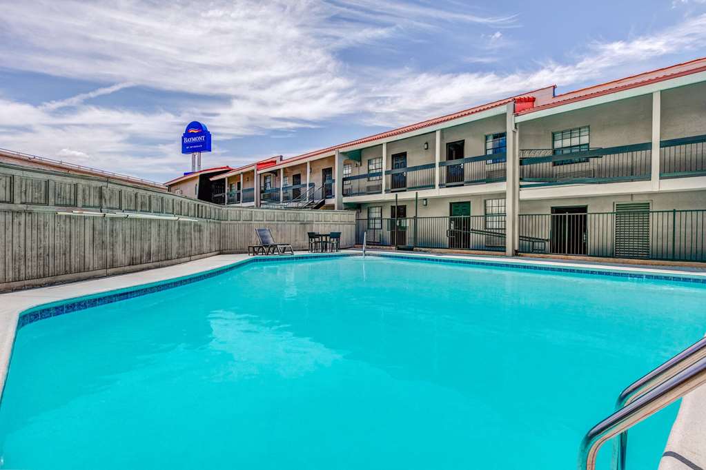 Baymont by Wyndham Austin University Area - photo 29