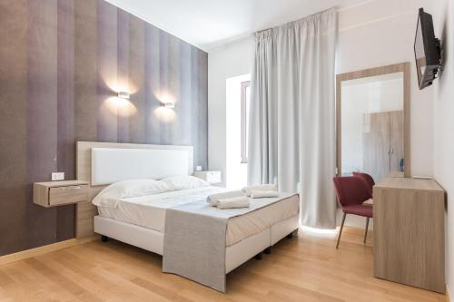 Luciano Laterani Guest House — 4-Star Luxury Hotel in Rome, Italy