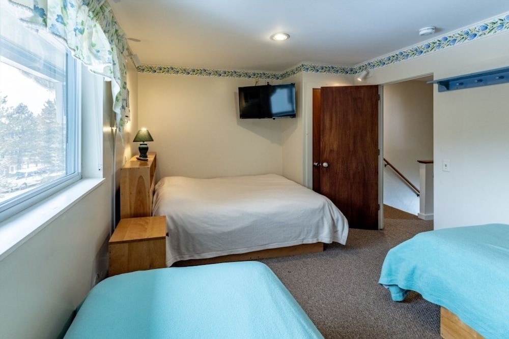 4br Private Townhouse At Smugglers' Notch Resort 4 Bedroom Condo - photo 6