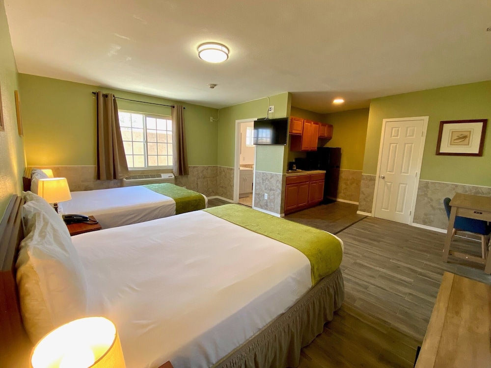 Europa Inn & Suites - photo 19