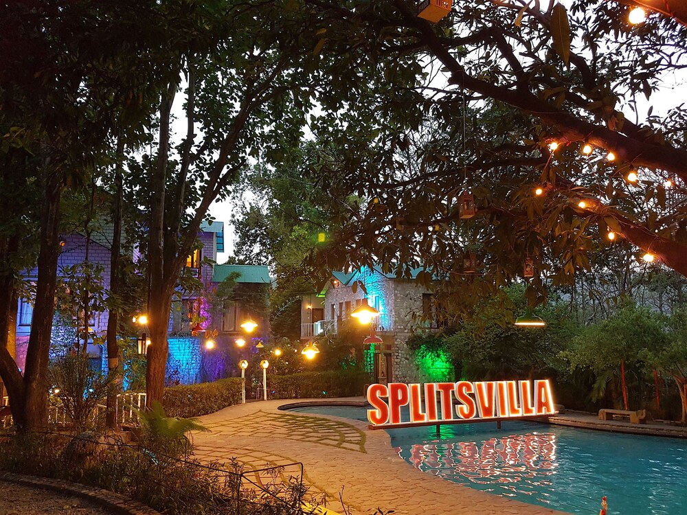The Den - carbon neutral hotel in Ranikhet