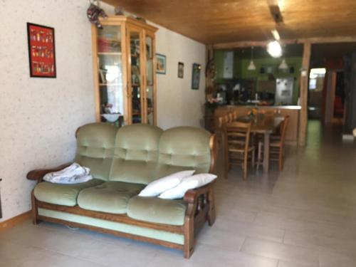 Plein Pied Village — hotel in Montrond-Les-Bains