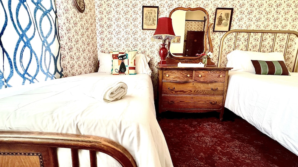 Hotel La More at The Bisbee Inn - photo 17