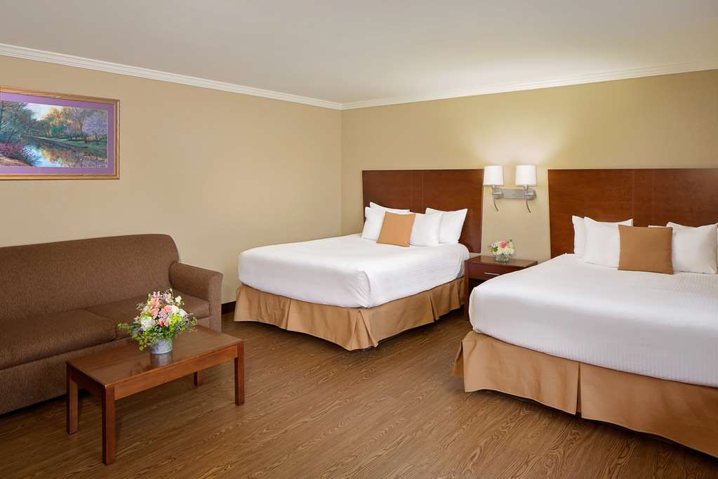 Best Western Bennington - photo 8