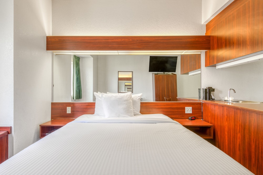 Trident Inn & Suites Baton Rouge - photo 18