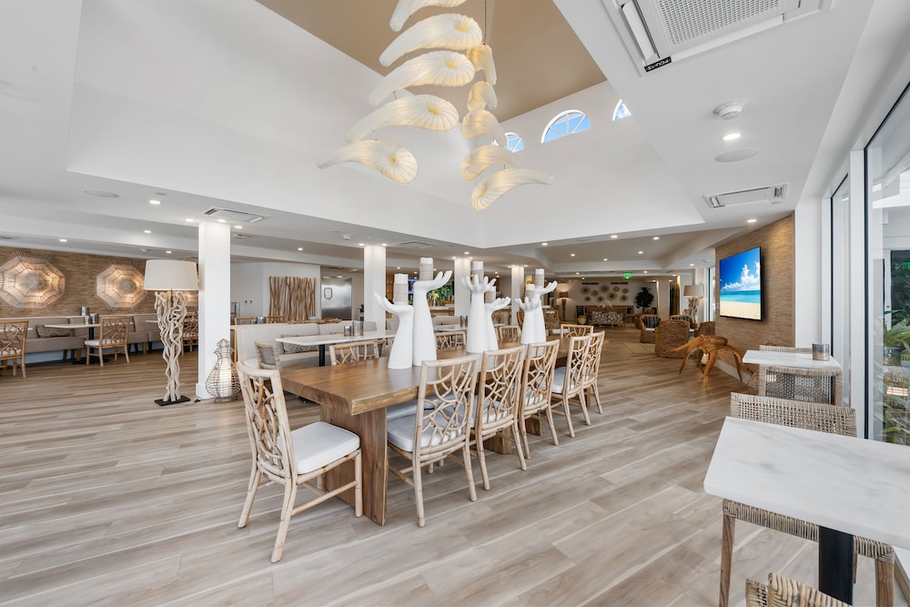 Beachcomber Resort & Club - photo 62