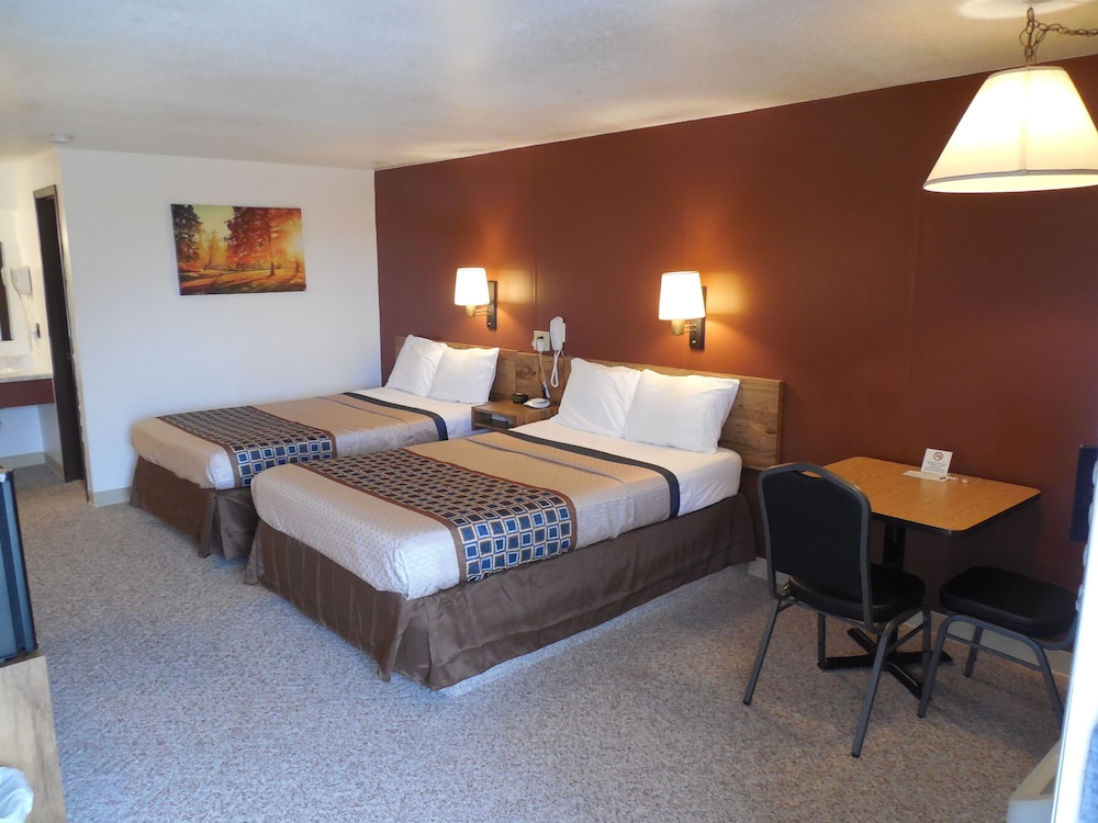 Motel 70 - photo 14
