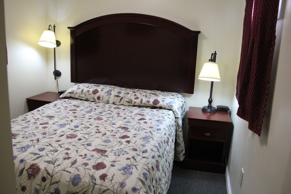 Pleasant Hill Motel - photo 15