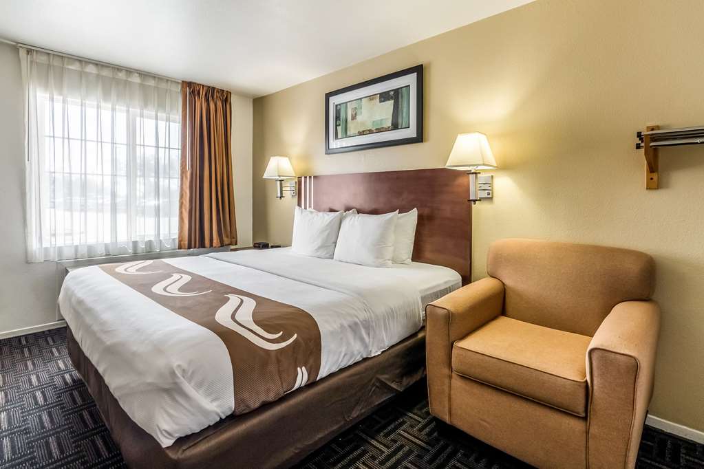 Quality Inn Fresno Near University - photo 13