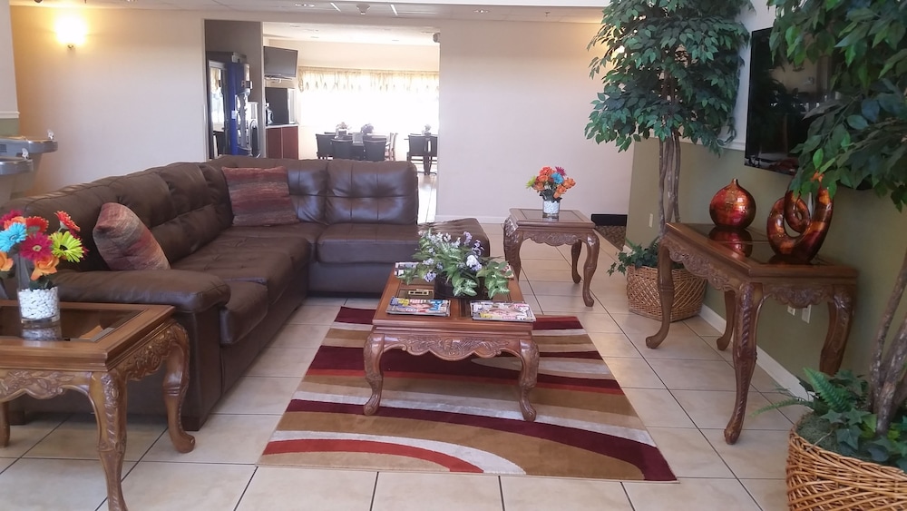 The Rutledge Inn - photo 2