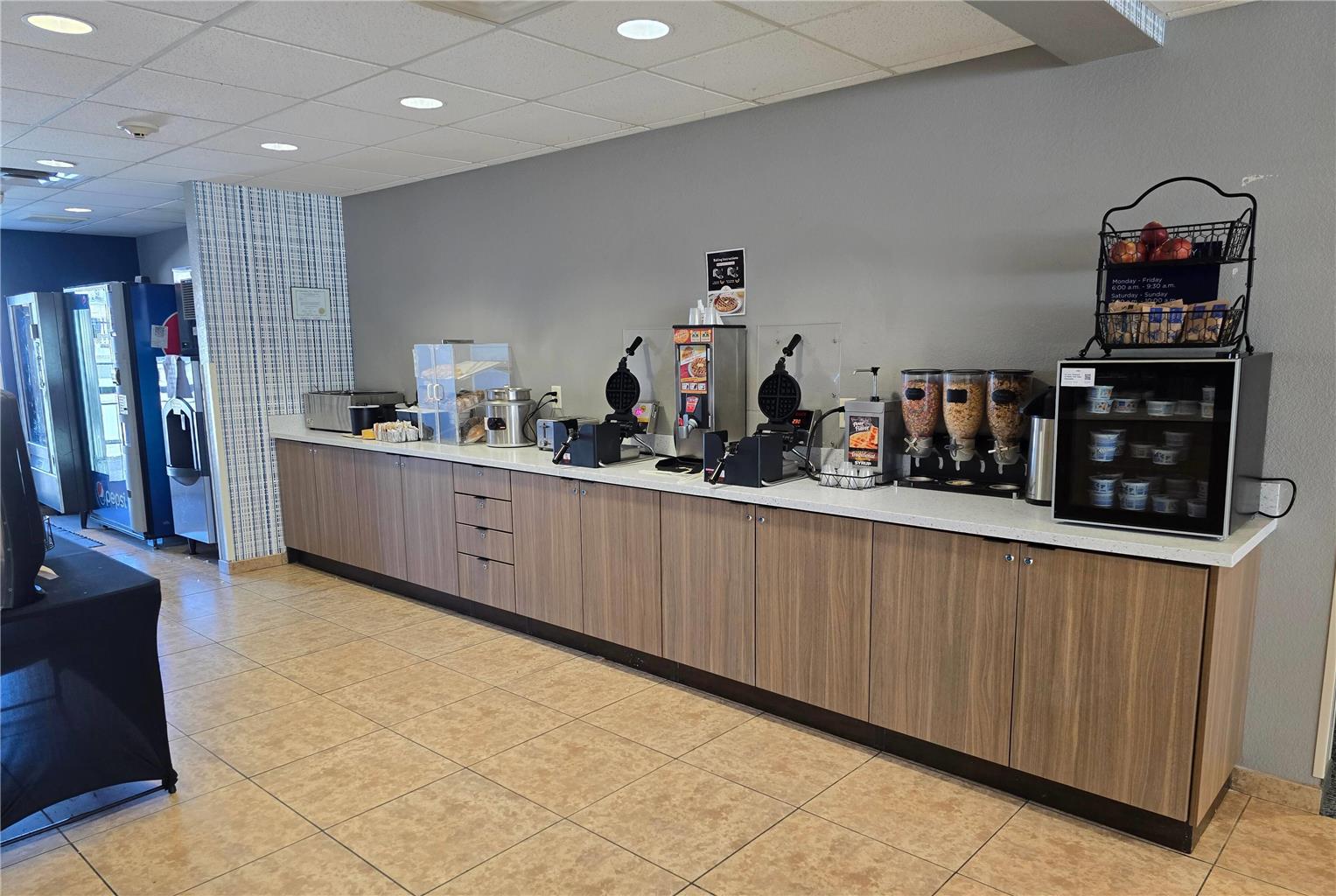 Microtel Inn & Suites by Wyndham Council Bluffs Omaha - photo 33