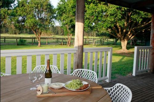 Sahara Trails House WiFi Air Conditioning Horse Riding and much more — 4-Star Luxury Hotel in Anna Bay, Australia